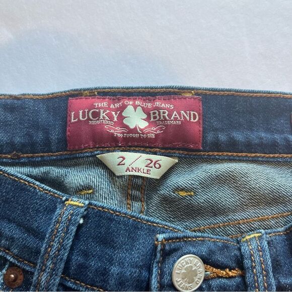 Lucky Brand Women's Blue Jeans Sofia Boot Size 2/26 Ankle - Picture 3 of 10